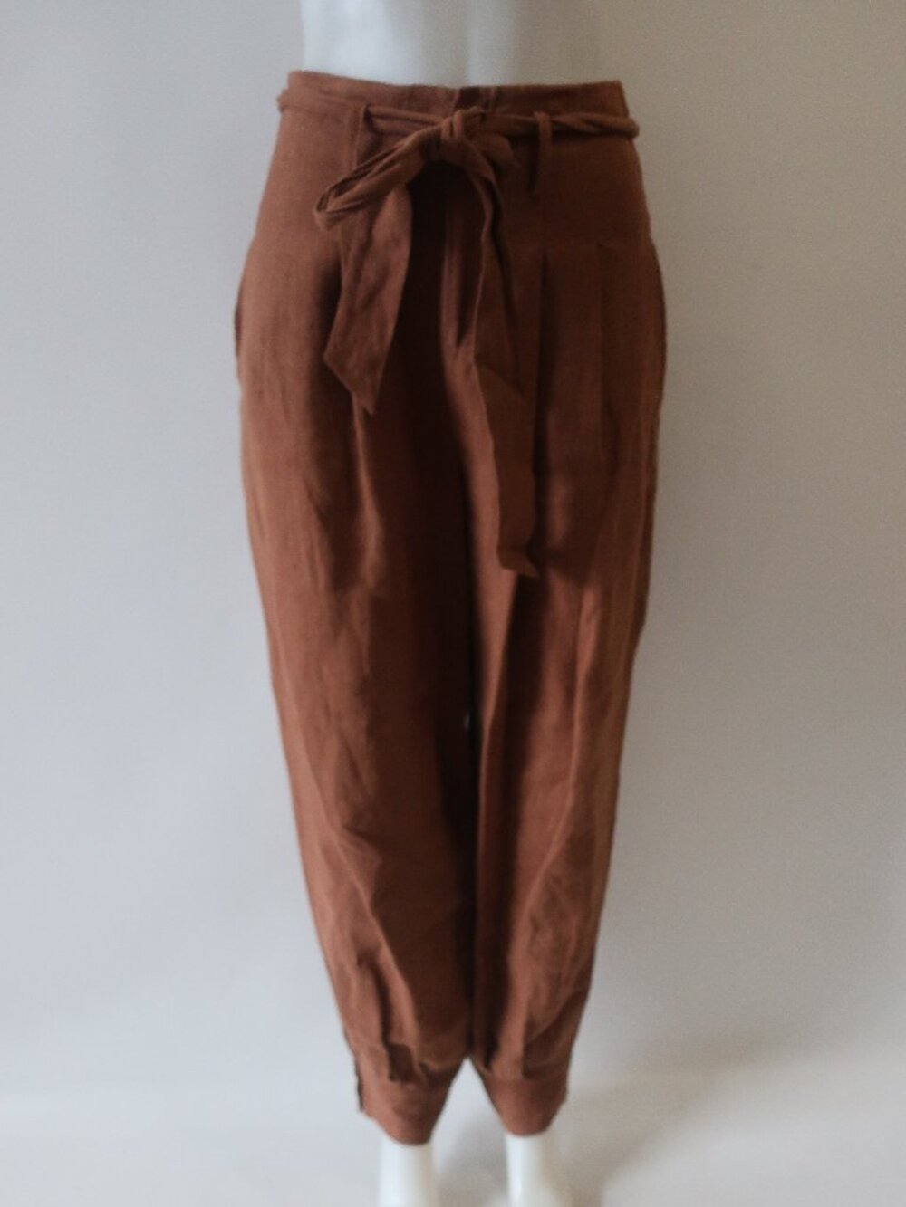 Womens Ronny Kobo Brown (Item- 43) Belted Pleated Tapered Cropped Linen Pants S - Picture 6 of 12